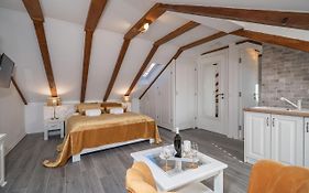 Rooms&Apartments Tomic