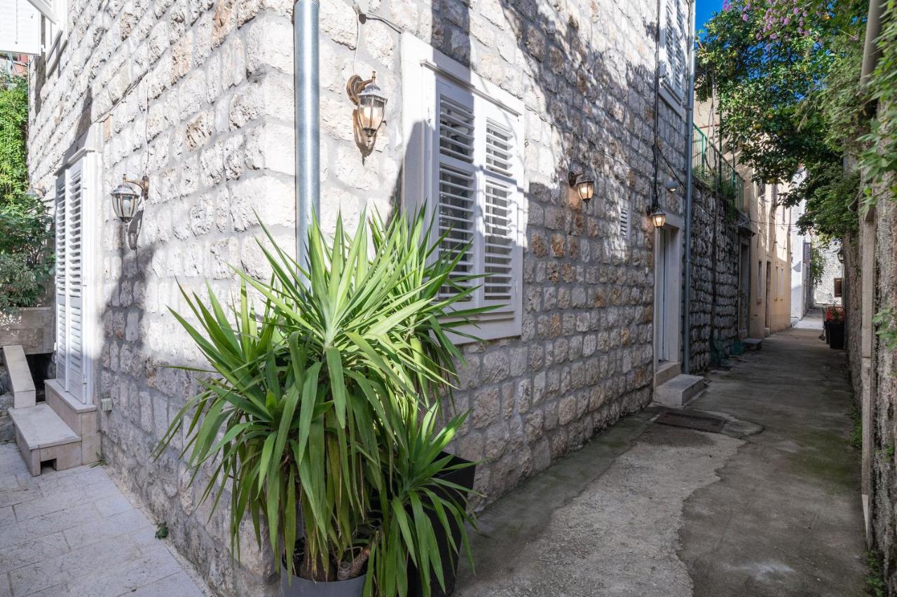 Rooms&Apartments Tomic Ston Buitenkant foto