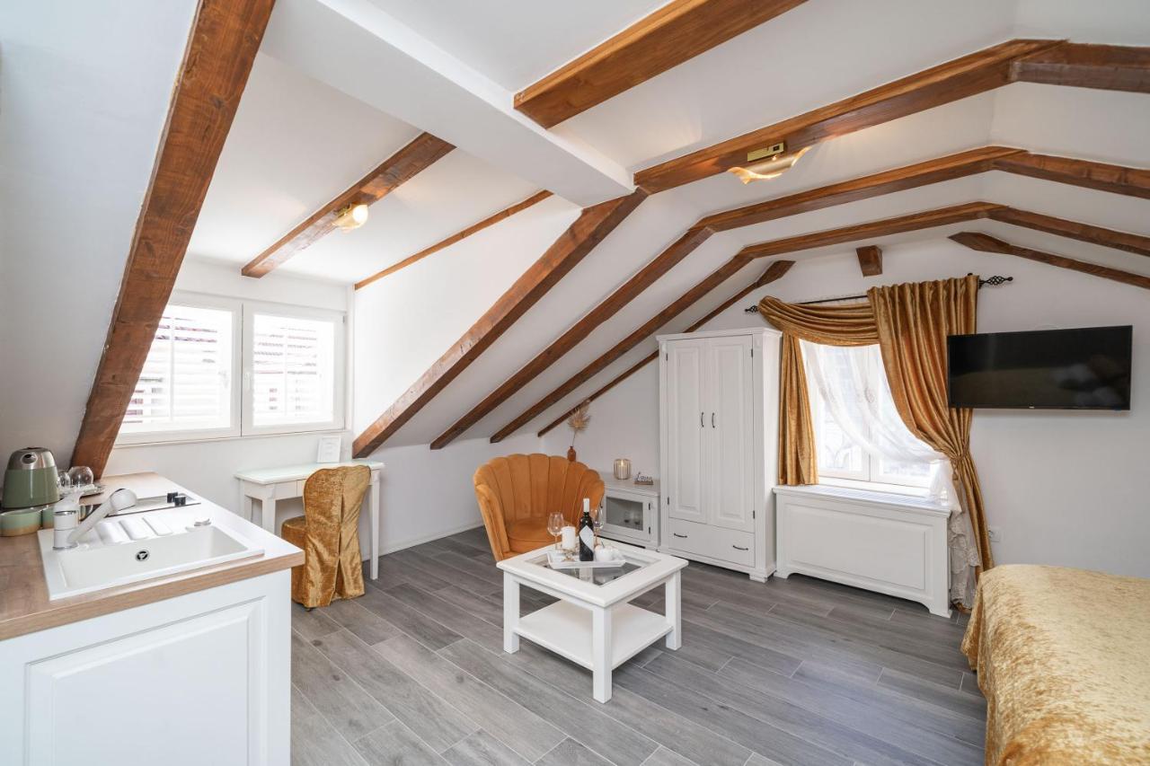 Rooms&Apartments Tomic Ston Buitenkant foto